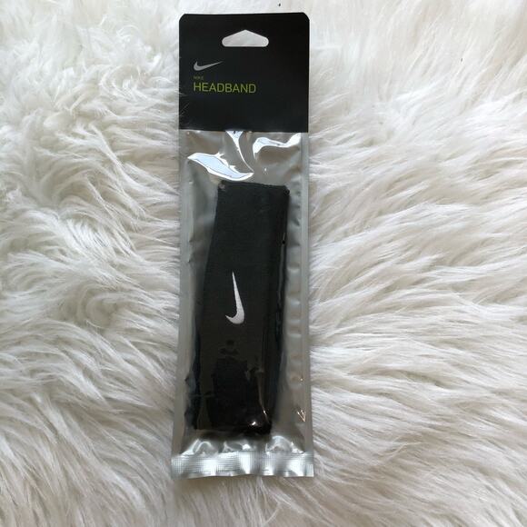 Nike Men's Swoosh‎ Headband Black Embroidered Swoosh Logo Stretch Classic NEW - Picture 3 of 6